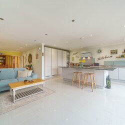 Thumbnail Image 8