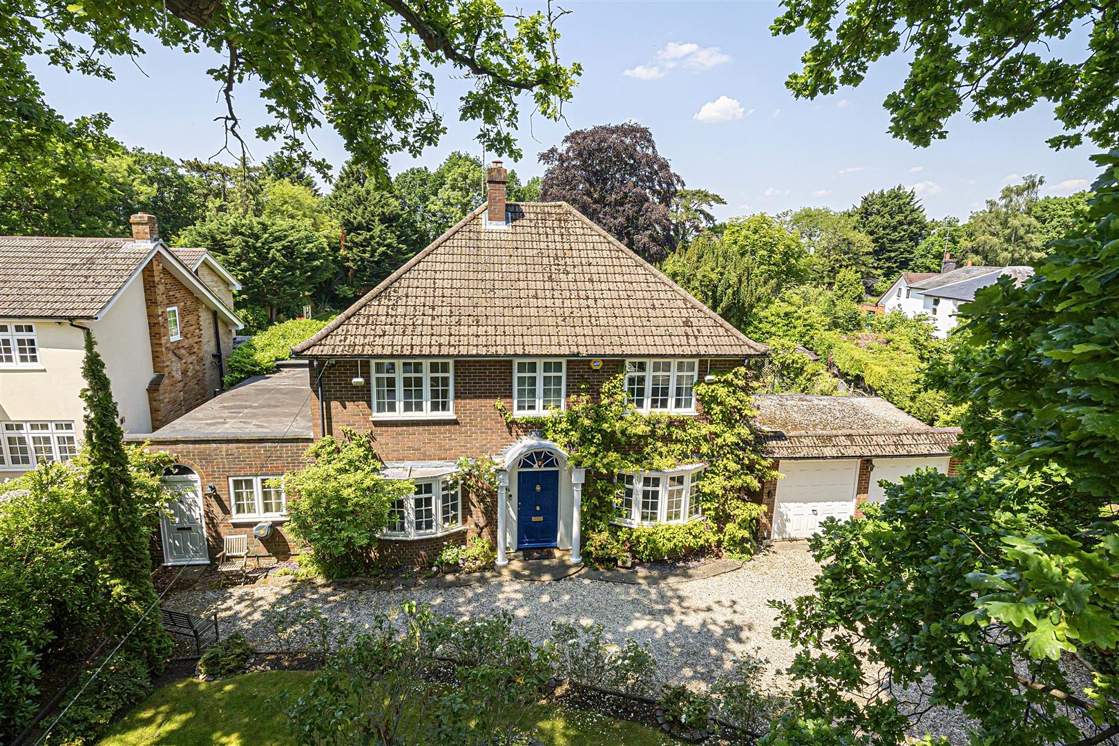 Old Forest Road, Winnersh, Berkshire, RG41 1HY