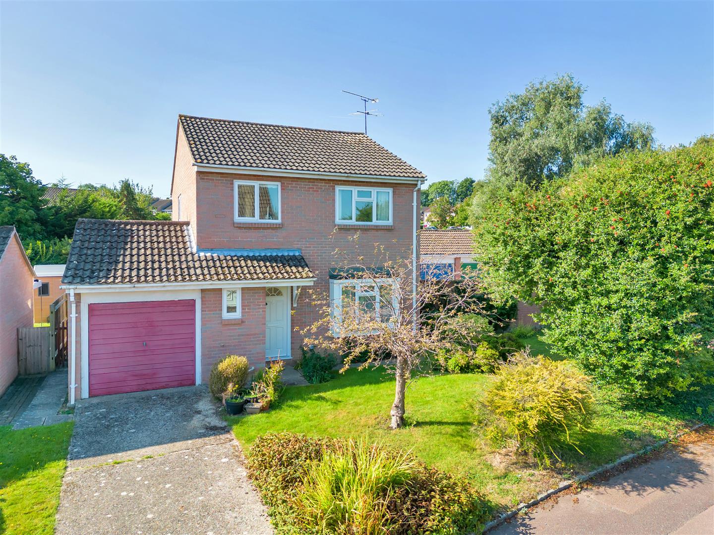 Eagle Close, Wokingham, Berkshire, RG41 3YZ
