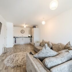 Beechey Place, Wokingham, Berkshire, RG40 1LQ