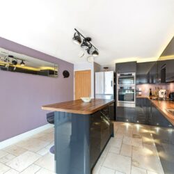 Thumbnail Image 9