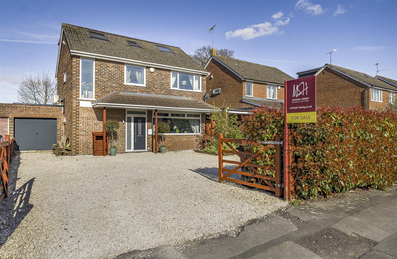 Chatsworth Avenue, Winnersh, Berkshire, RG41 5EU
