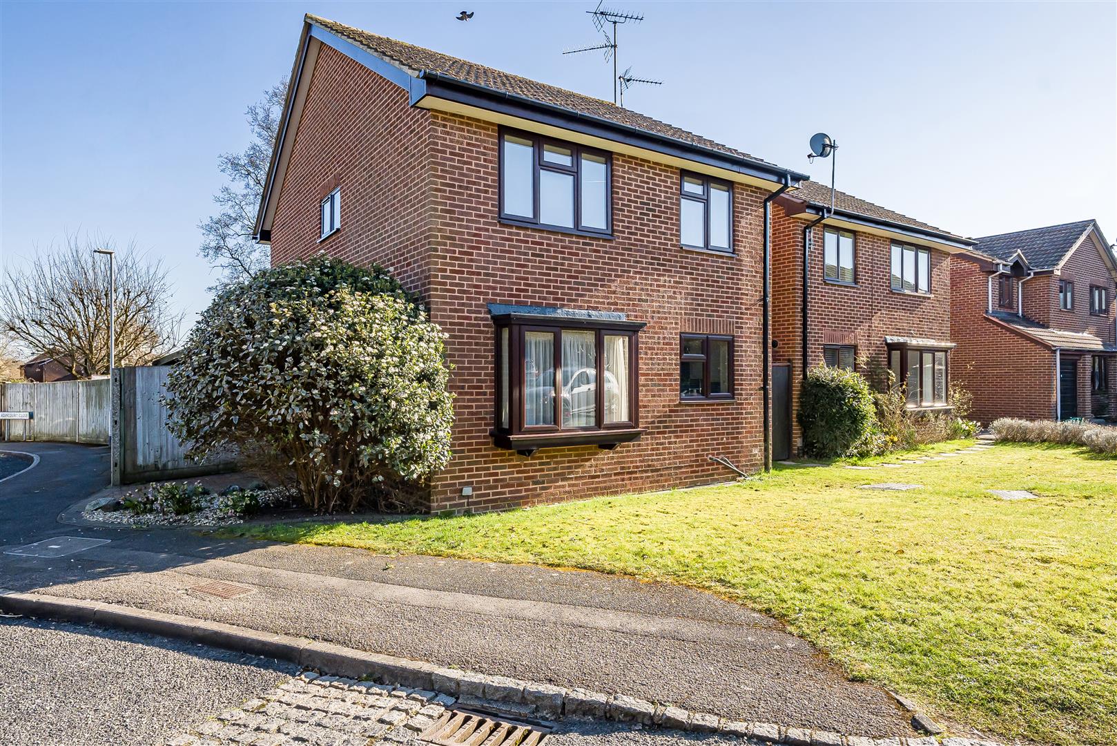 Agincourt Close, Wokingham, Berkshire, RG41 3UT