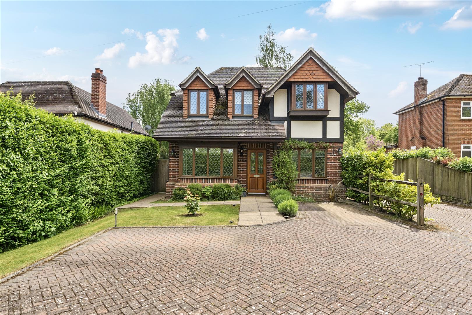 Barkham Road Wokingham, Berkshire, RG41 2RP