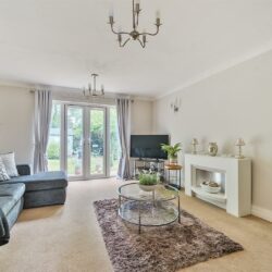 Village Close, Wokingham, Berkshire, RG41 1FZ