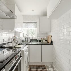 Thumbnail Image 9