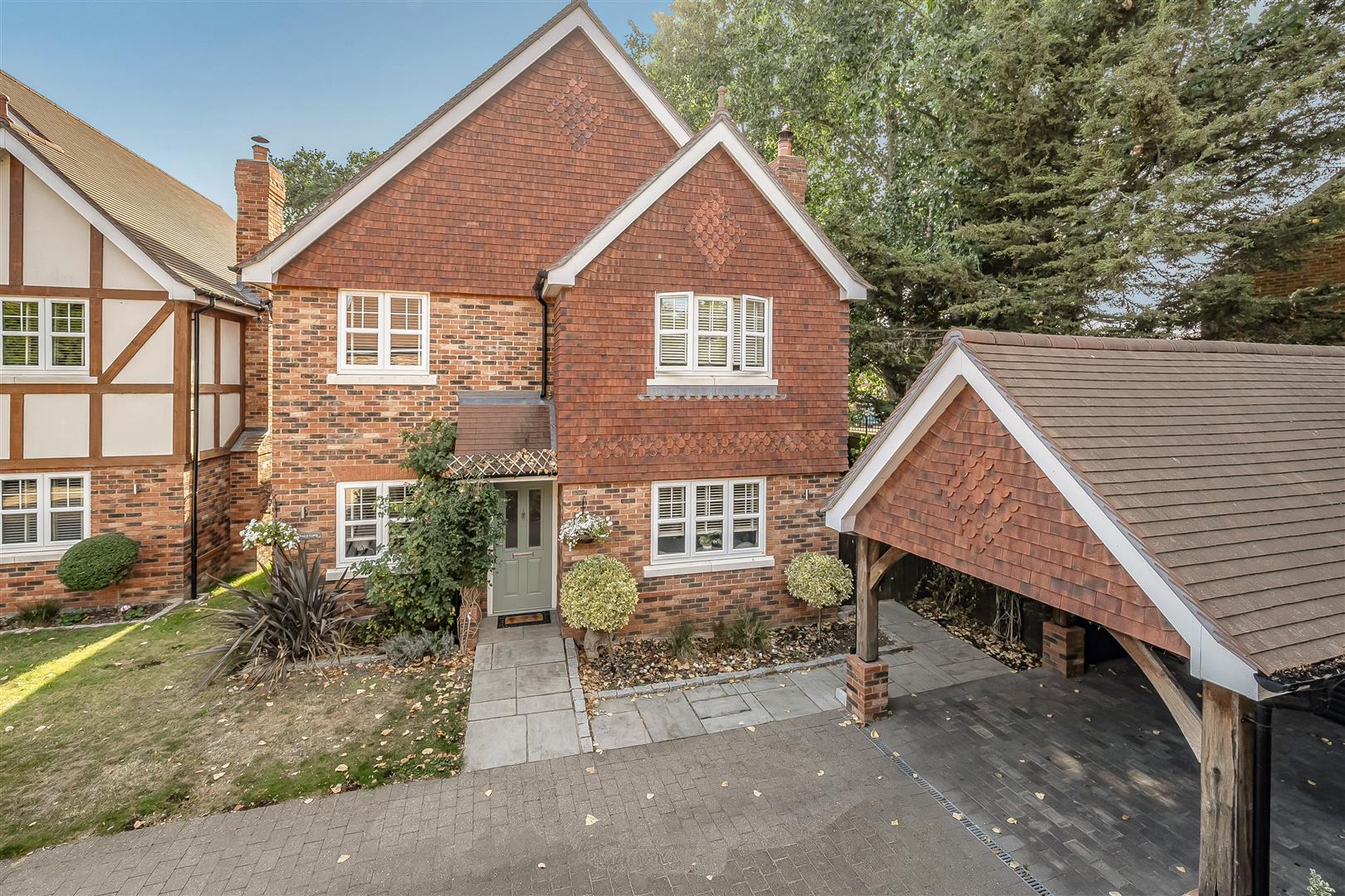 Croft Road, Shinfield, Berkshire, RG2 9EX