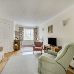 Thumbnail Image 4