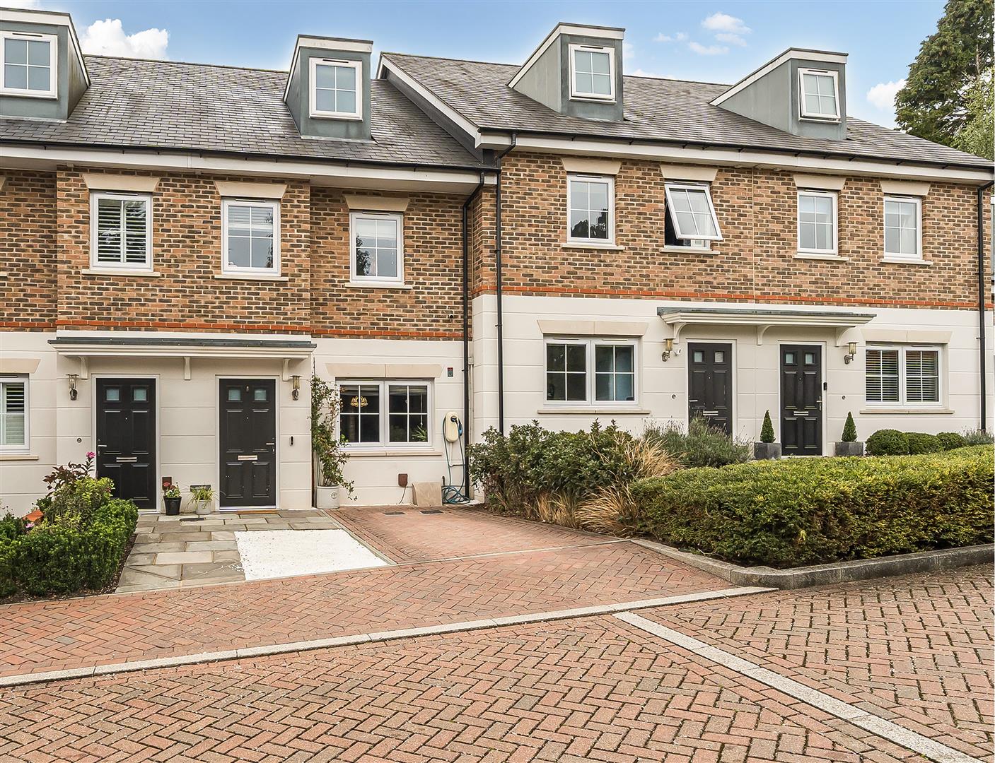 Laureates Place, Binfield, Berkshire, RG42 4FL