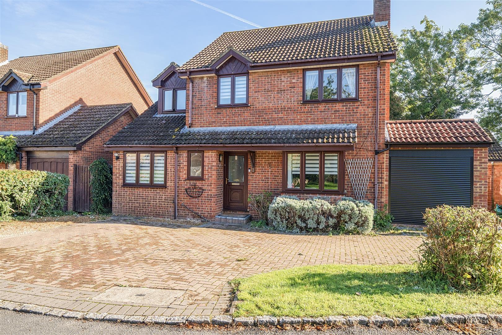 Isis Close Winnersh, Berkshire, RG41 5PN
