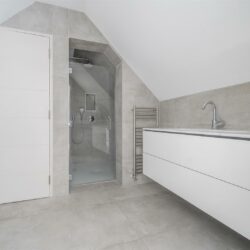 Thumbnail Image 19