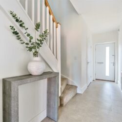 Hawthorn Drive, Crowthorne, Berkshire RG45 6UB