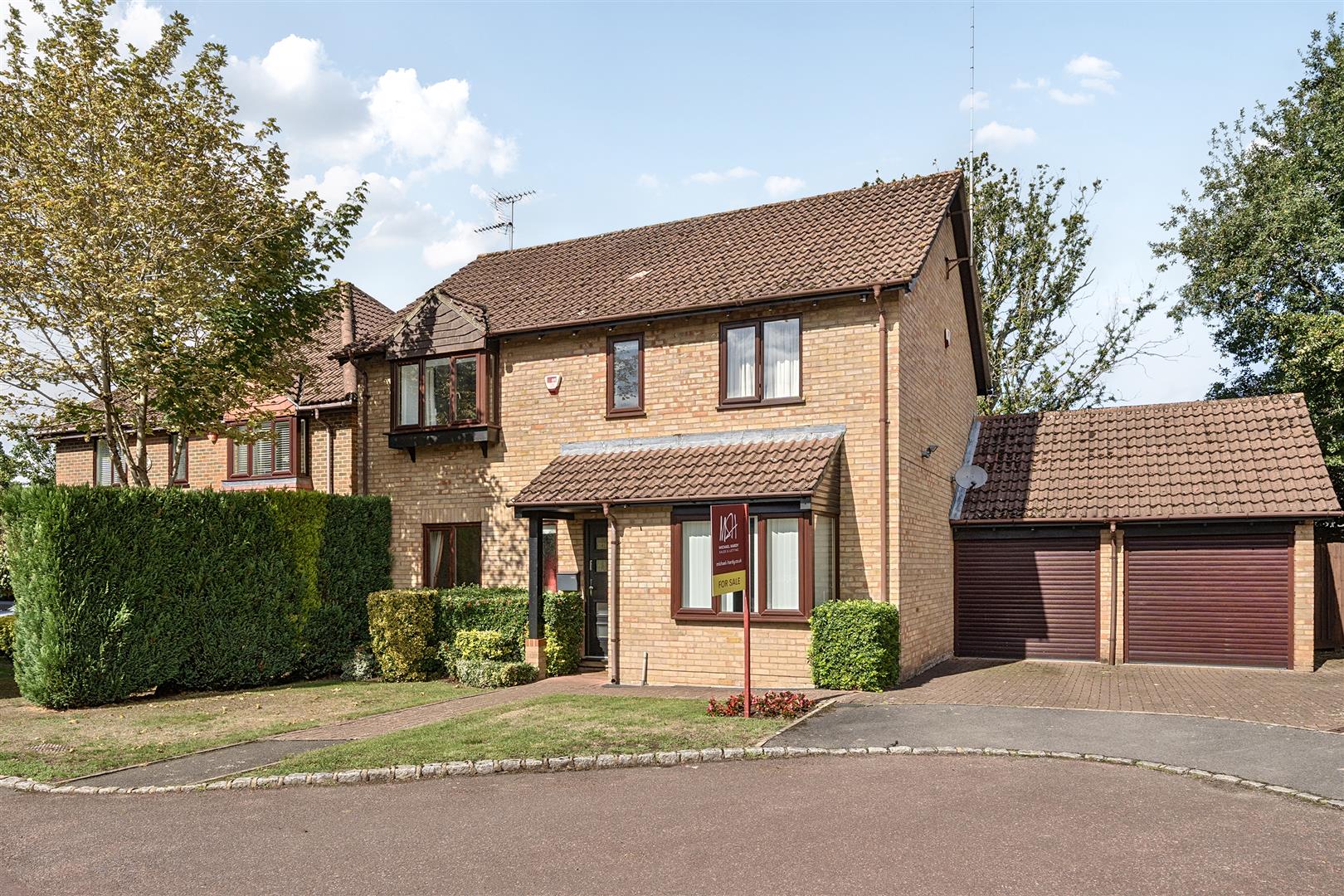 Chaucer Road Crowthorne, Berkshire, RG45 7QN