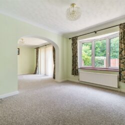 Thumbnail Image 4