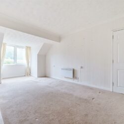 Thumbnail Image 4