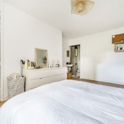 Thumbnail Image 12