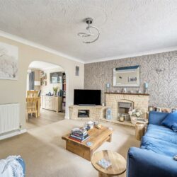 Holland Pines, Bracknell, Berkshire, RG12 8UZ